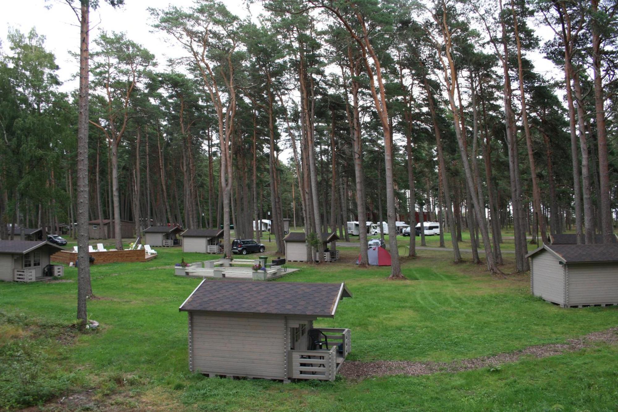 Valgeranna Puhkekeskus Hotel Exterior photo